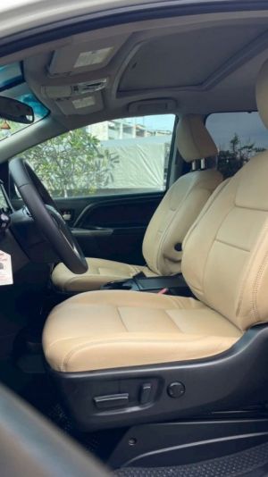 Xe Toyota Sienna SE 3.5 2014