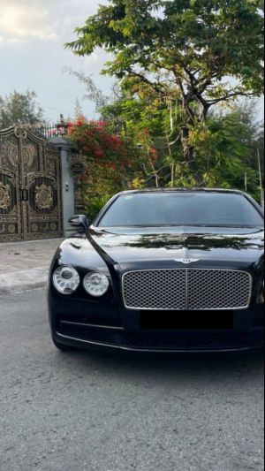 Xe Bentley Flying Spur V8 2014