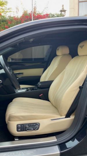 Xe Bentley Flying Spur V8 2014