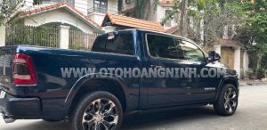 Xe RAM 1500 Longhorn 5.7L 4x4 AT 2021