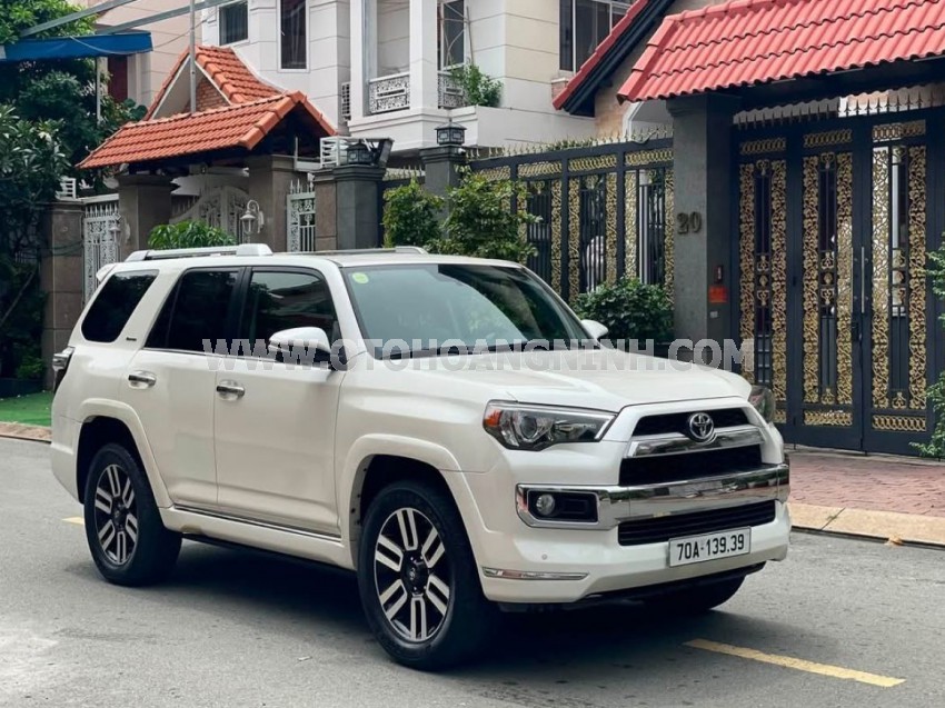 Toyota 4 Runner Limited 2015